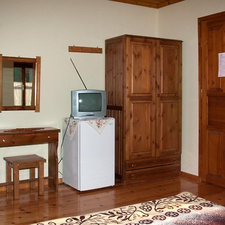 To Petrino Guesthouse Агиос Германос Екстериор снимка