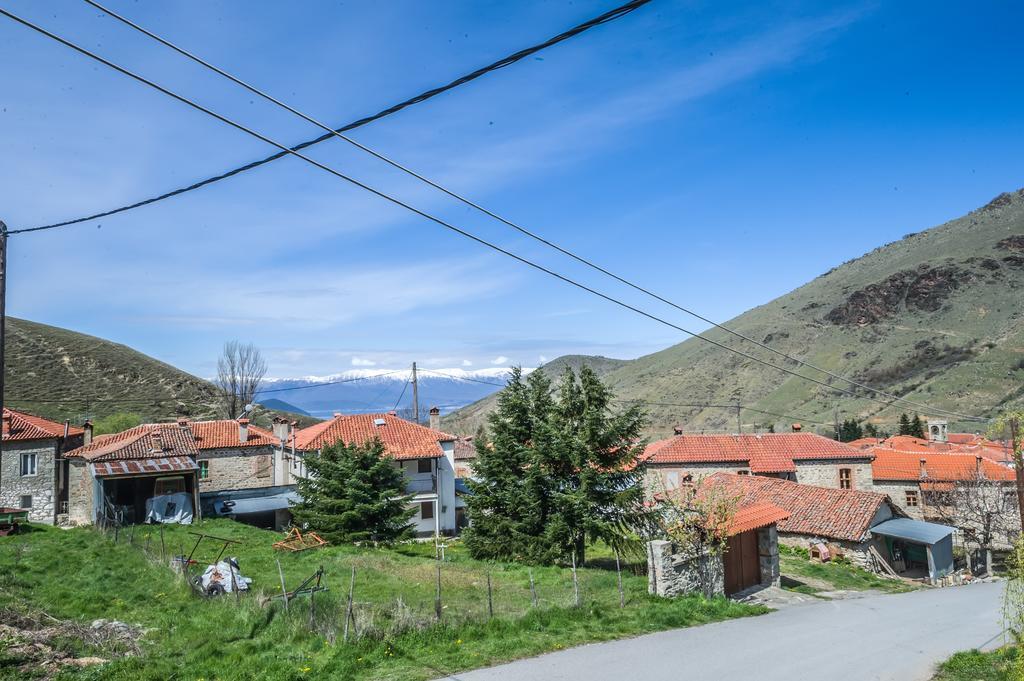 To Petrino Guesthouse Агиос Германос Екстериор снимка