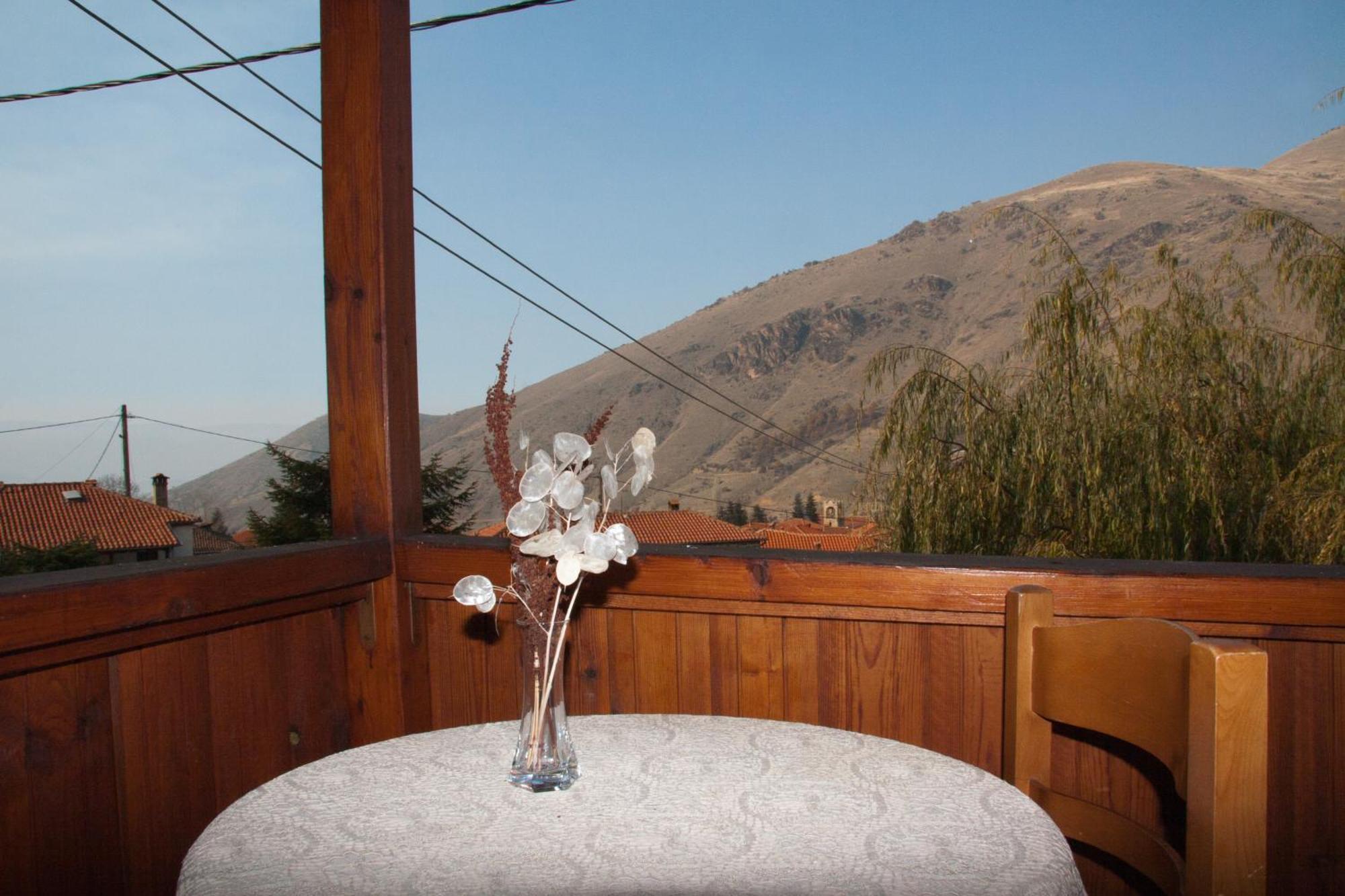 To Petrino Guesthouse Агиос Германос Екстериор снимка